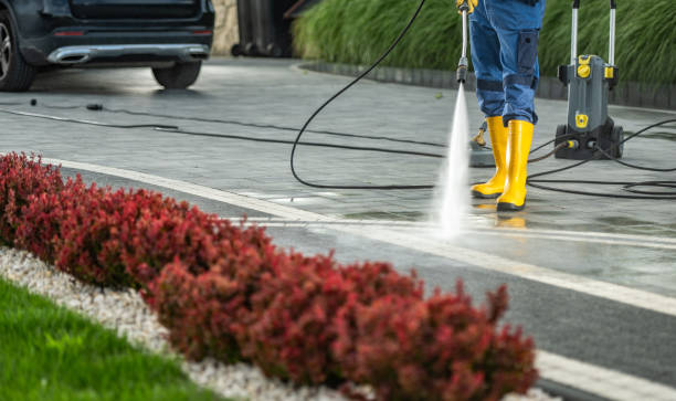 Why Choose Our Certified Pressure Washing Experts for Your Project Needs in Southmayd, TX?